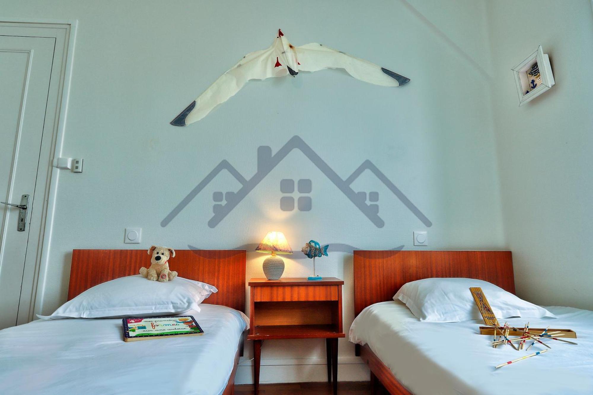 Ty Geoland - Maison à deux pas du centre avec jardin au Guilvinec - Wifi inclus - Animaux bienvenus- Linge de lit inclus - Serviettes et ménage de fin de séjour en option Esterno foto